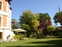 parc-villa-valentine-terasse